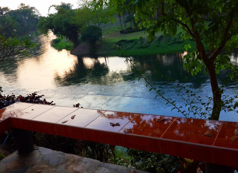 Suanphet Riverview Resort Ban Tha Mai Ruak Extérieur photo